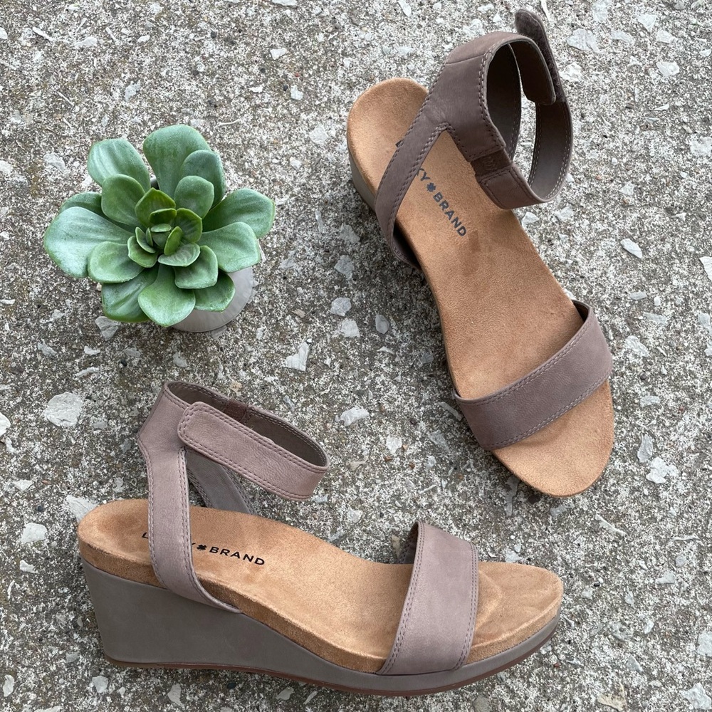 Lucky Brand | Strappy Classic Neutral Wedge Velcro Sandals